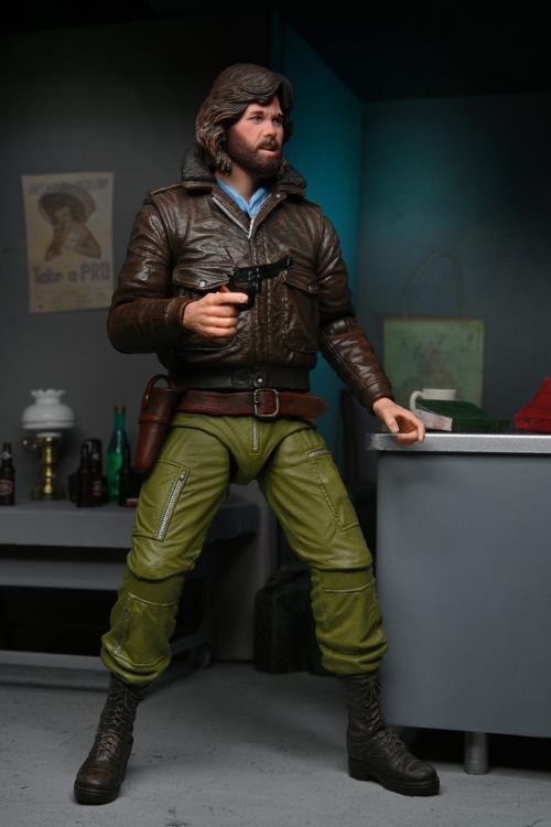 The Thing Ultimate MacReady V2 (Station Survival) Figure Gallery Image 3