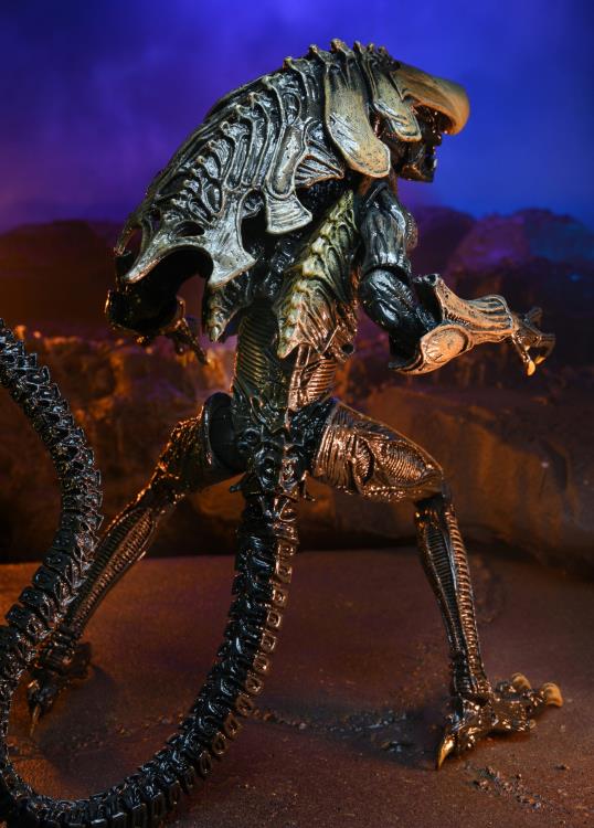 Alien vs. Predator Chrysalis (Movie Deco) Figure Gallery Image 5