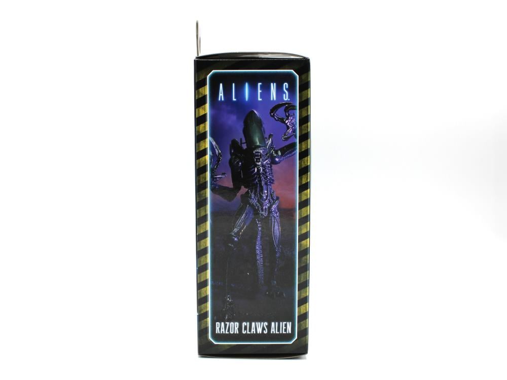 Alien vs. Predator Aliens Set of 3 Figures (Movie Deco)