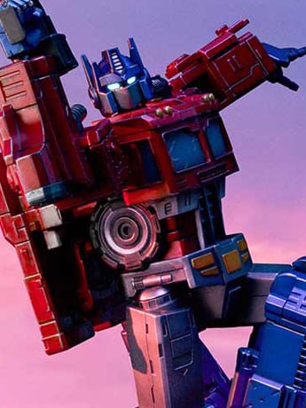 Transformers: War for Cybertron Premium Masterline Optimus Prime (Ultimate Ver.) Statue Gallery Image 2