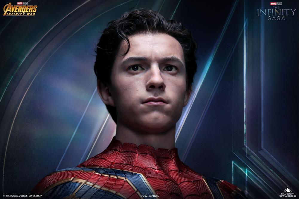 Avengers: Infinity War Spider-Man (Iron Spider) Limited Edition Life-Size Bust Gallery Image 16