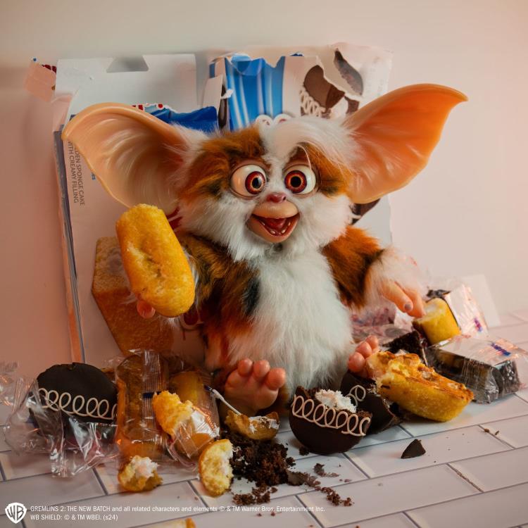 Gremlins 2: The New Batch Daffy 1/1 Scale Prop Replica Gallery Image 3