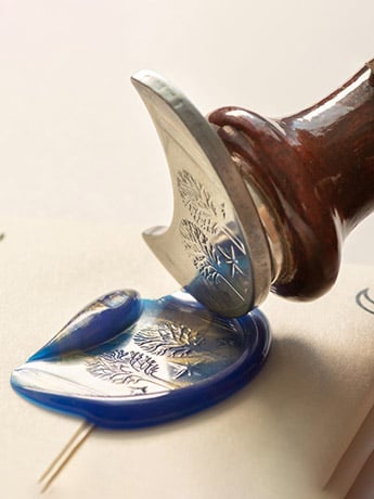 The Lord of the Rings Rivendell Moon Wax Seal Coin Gallery Image 2