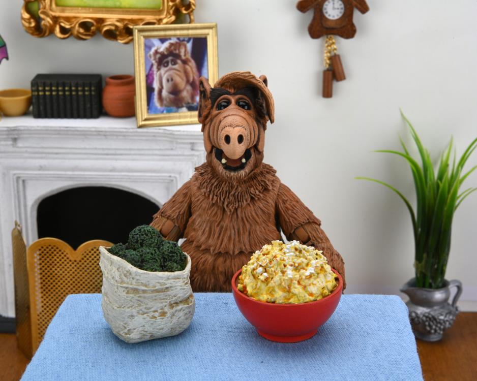 ALF Ultimate ALF Figure Gallery Image 4