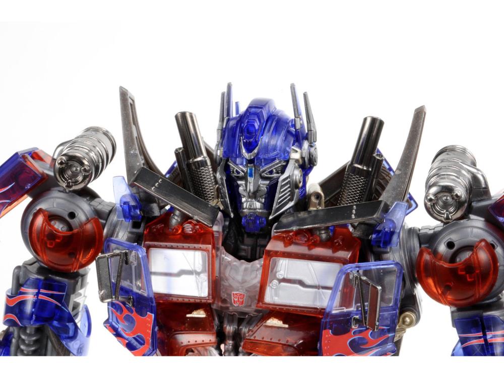 Transformers: Dark of the Moon DMK01 Optimus Prime Exclusive Dual Mode Model Kit With Blu-Ray Gallery Image 7