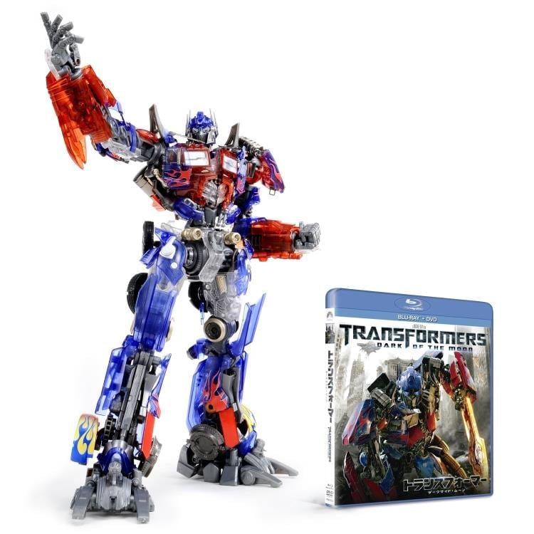 Transformers: Dark of the Moon DMK01 Optimus Prime Exclusive Dual Mode Model Kit With Blu-Ray Gallery Image 8