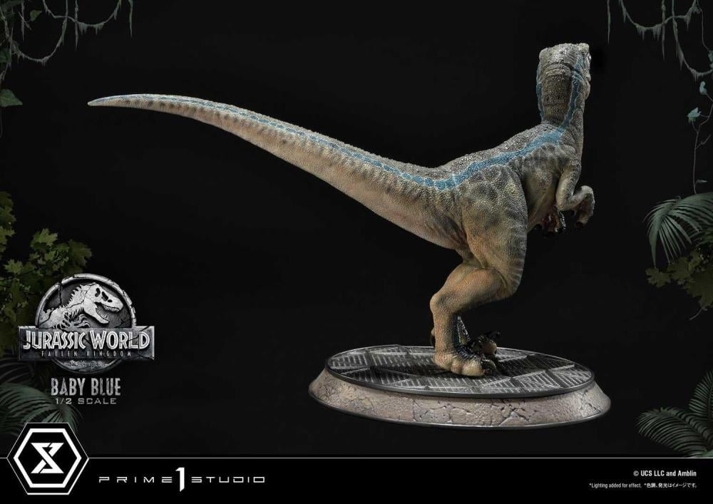 Jurassic World Fallen Kingdom Baby Blue 1/2 Scale Statue Gallery Image 9