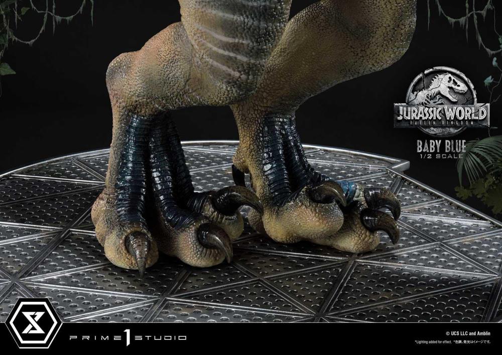 Jurassic World Fallen Kingdom Baby Blue 1/2 Scale Statue Gallery Image 27