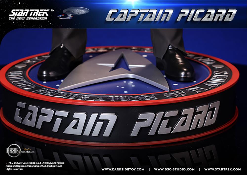 Star Trek: The Next Generation Captain Picard 1/3 Scale Limited Edition Statue Gallery Image 39