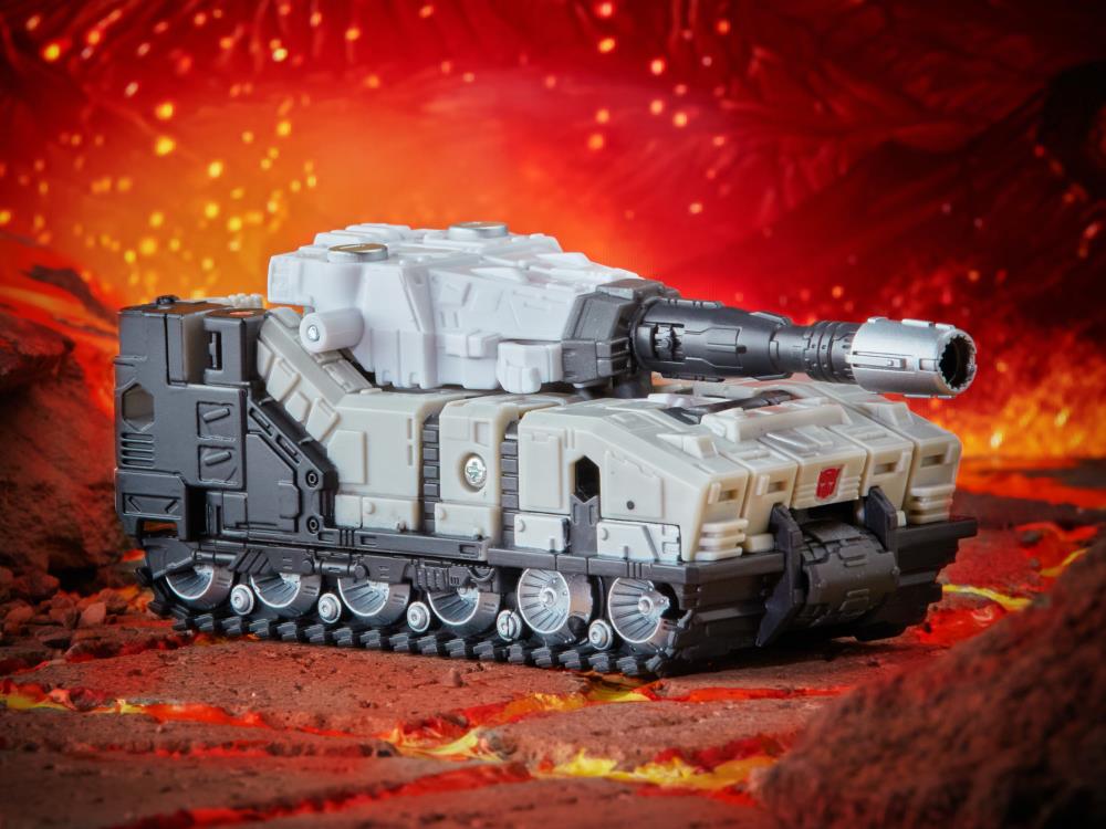 Transformers War for Cybertron: Kingdom Deluxe Slammer Gallery Image 7