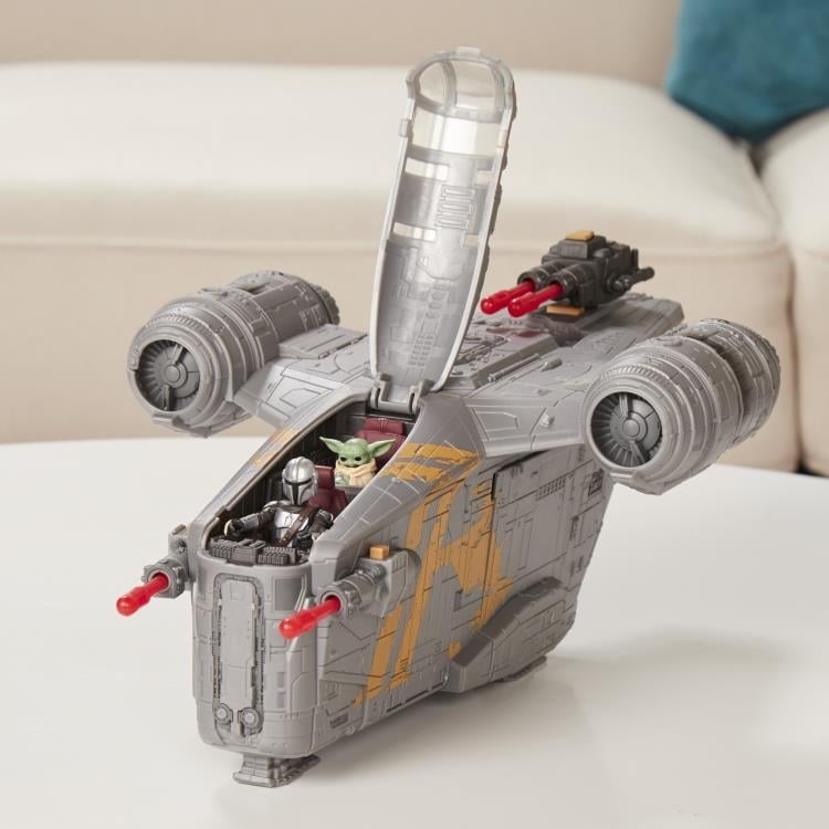 Star Wars Mission Fleet Deluxe Razor Crest Set Gallery Image 9