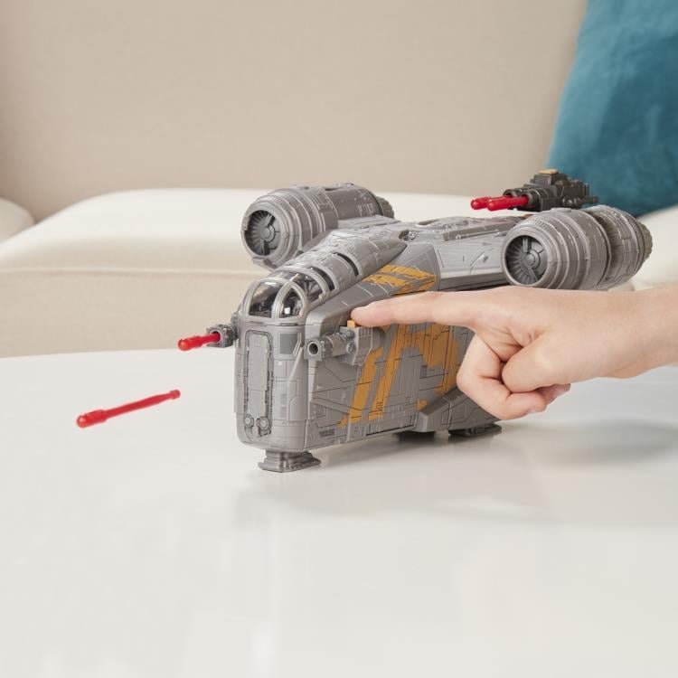 Star Wars Mission Fleet Deluxe Razor Crest Set Gallery Image 11
