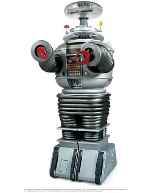 Lost in Space Robot B9 1/6 Scale Model Kit Gallery Image 3