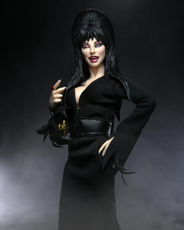 Elvira, Mistress of the Dark Clothed Figure Gallery Image 15