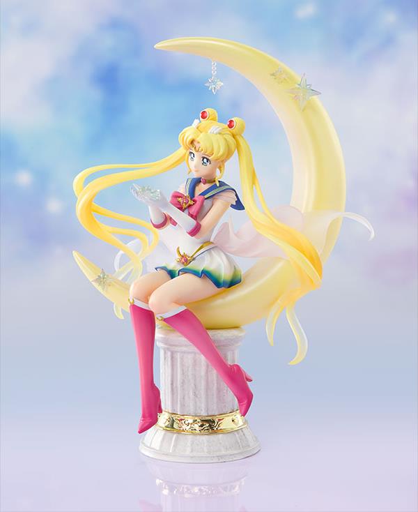 Sailor Moon Eternal FiguartsZero Chouette Super Sailor Moon (Bright Moon & Legendary Silver Crystal) Gallery Image 4