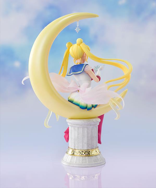 Sailor Moon Eternal FiguartsZero Chouette Super Sailor Moon (Bright Moon & Legendary Silver Crystal) Gallery Image 5