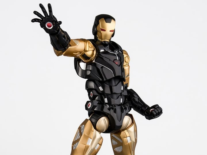 Marvel Fighting Armor Iron Man (Black Limited Edition) Figure Gallery Image 1