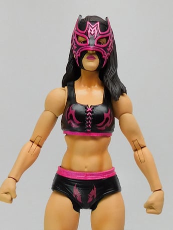 Legends of Lucha Libre Lady Maravilla Premium Collector Figure Gallery Image 2