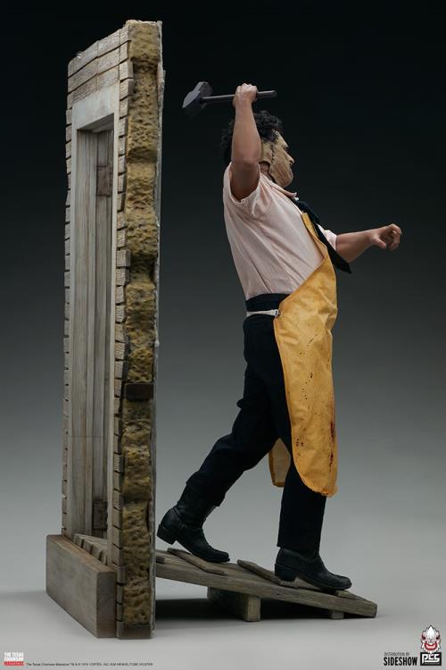 The Texas Chain Saw Massacre Leatherface: The Butcher 1/3 Scale Limited Edition Statue Gallery Image 7