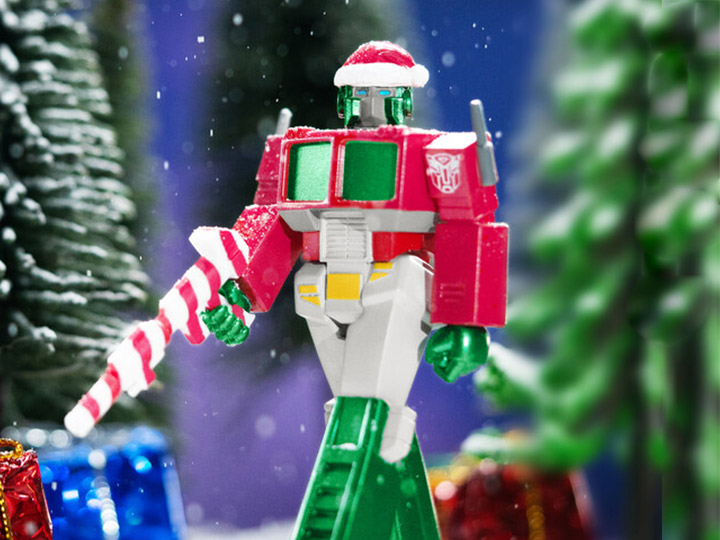 Transformers ReAction Optimus Prime (Santa) Figure Gallery Image 1