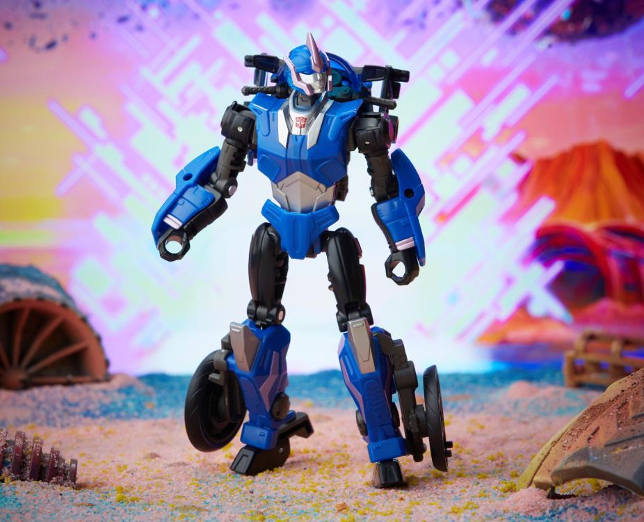 Transformers: Legacy Deluxe Arcee Gallery Image 4