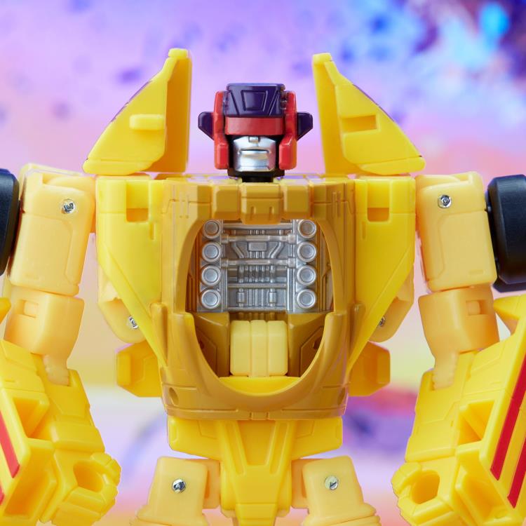 Transformers: Legacy Deluxe Drag Strip Gallery Image 6