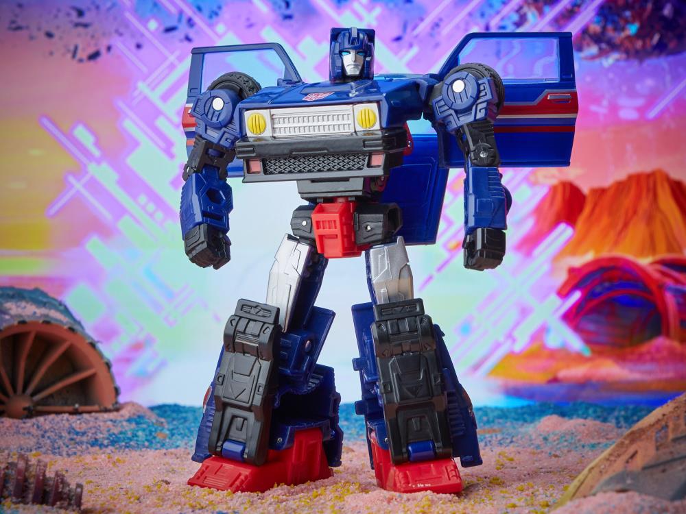 Transformers: Legacy Deluxe Skids Gallery Image 3