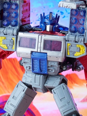 Transformers: Legacy Leader Laser Optimus Prime Gallery Image 2
