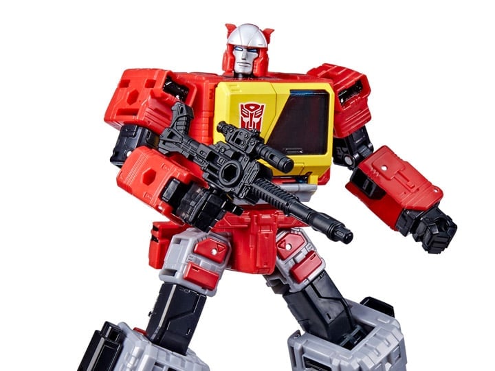 Transformers Generations Legacy Evolution Voyager Blaster Gallery Image 1