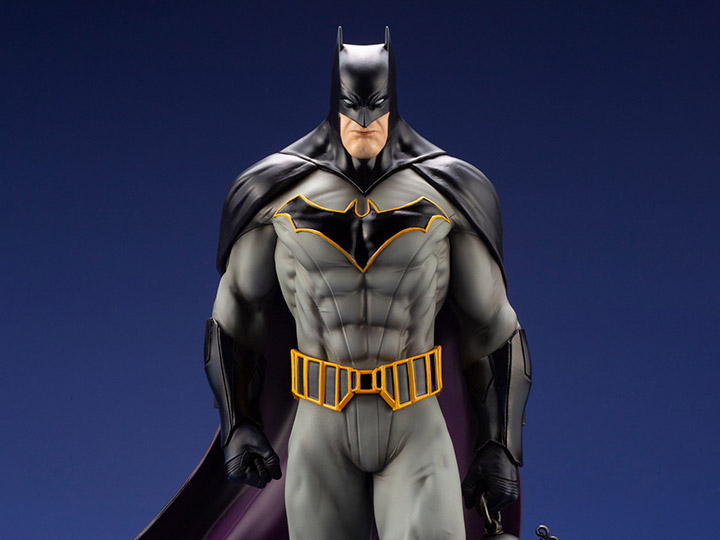 Batman: Last Knight on Earth ArtFX Batman Statue Gallery Image 1