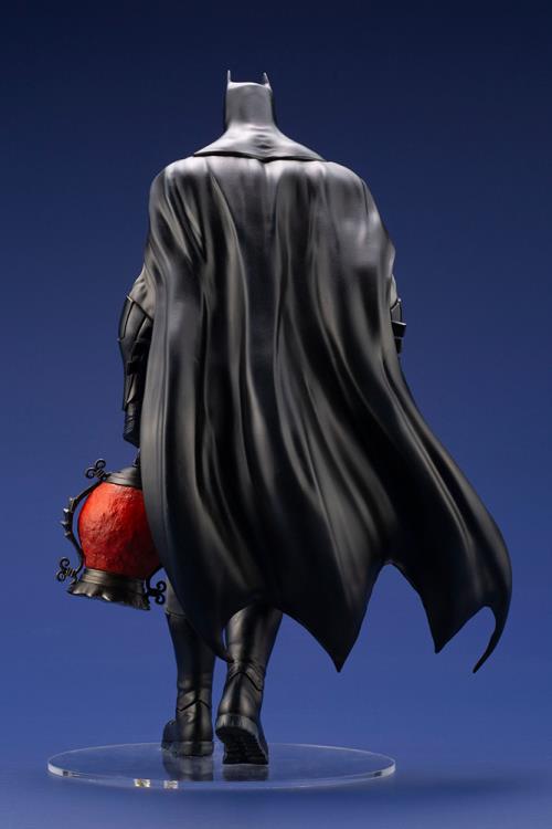 Batman: Last Knight on Earth ArtFX Batman Statue Gallery Image 8