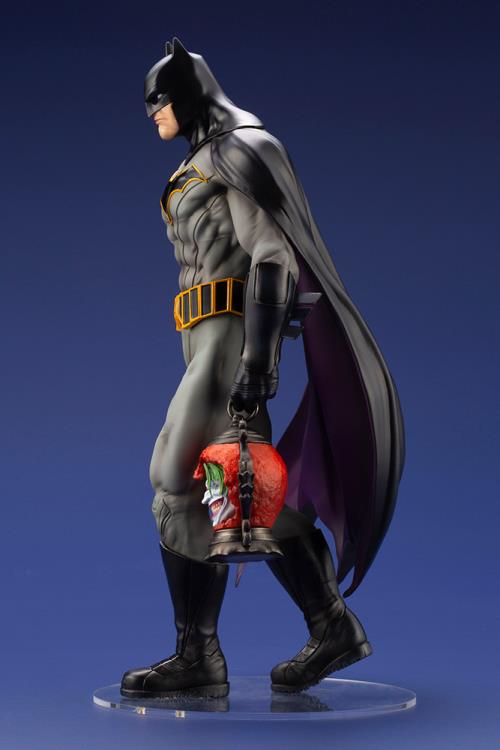 Batman: Last Knight on Earth ArtFX Batman Statue Gallery Image 10