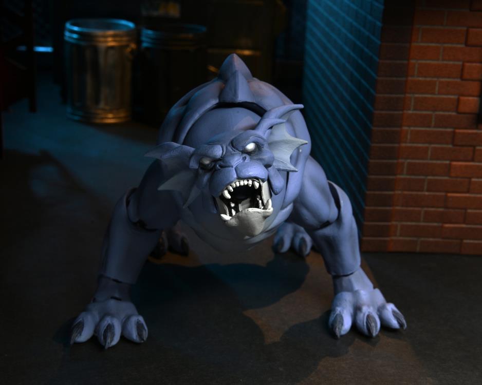 Disney's Gargoyles Ultimate Bronx Action Figure Gallery Image 5