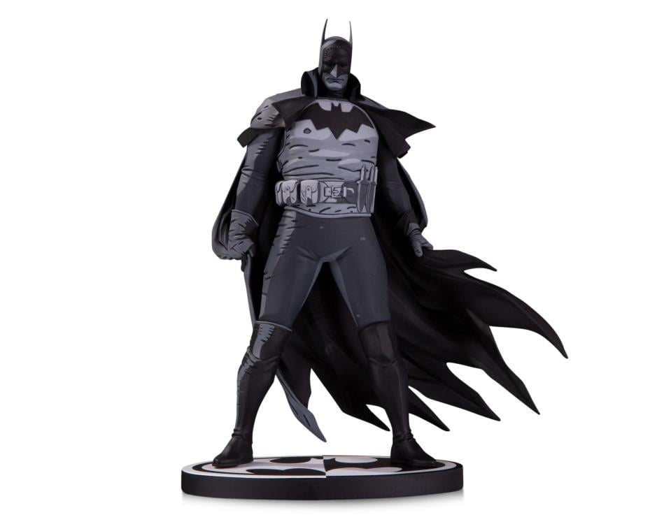 Batman Black And White Batman (Mike Mignola Gotham by Gaslight) Gallery Image 3