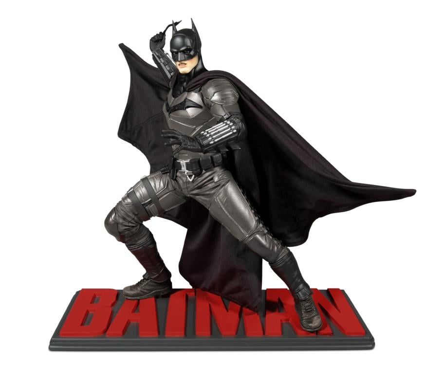 The Batman 1/6 Scale Statue Gallery Image 3