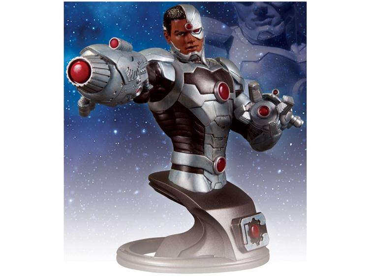 The New 52 - Cyborg Bust Gallery Image 1