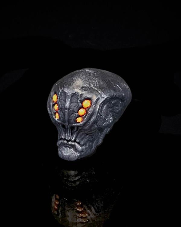 Cosmic Legions Hvalkatar: Book One T.U.5.C.C. Sentry Action Figure Gallery Image 9