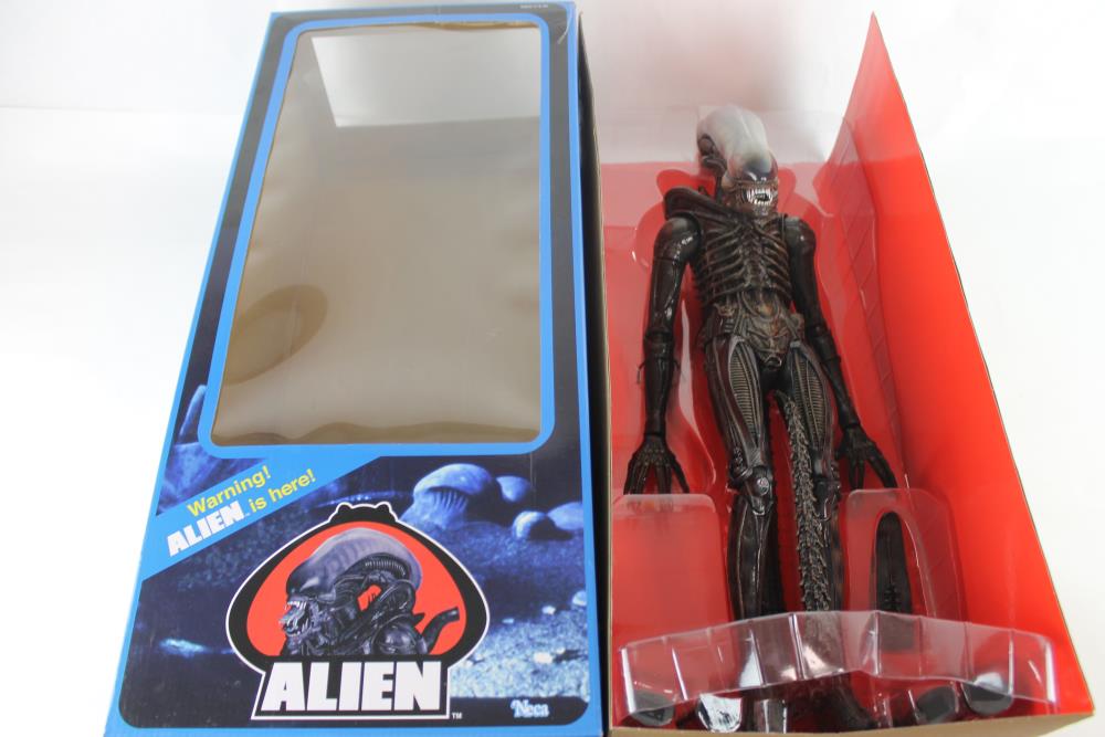 Defective Loot Box #0249 (DAMAGED - ALL SALES FINAL) Gallery Image 12