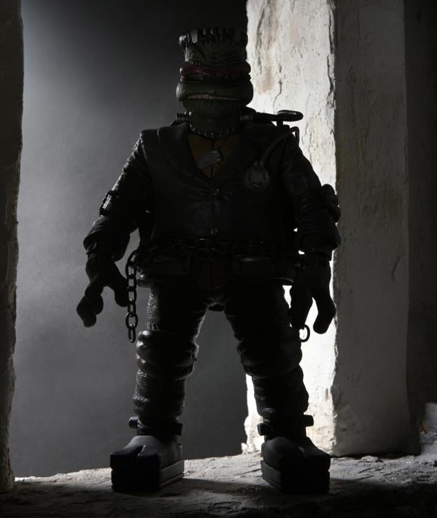 Universal Monsters x Teenage Mutant Ninja Turtles Ultimate Raphael