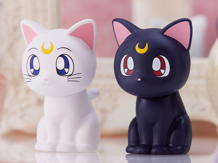 Sailor Moon Rela Cot Box of 10 Random Figures Gallery Image 11