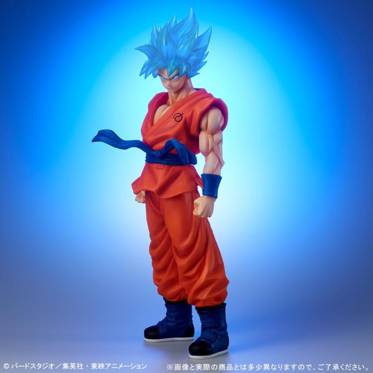 Dragon Ball Super Gigantic Series Super Saiyan God Super Saiyan Goku (Clear Ver.) Exclusive Gallery Image 7