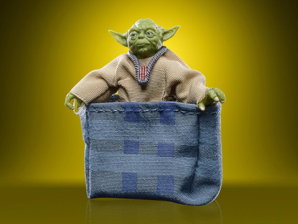 Star Wars: The Vintage Collection Yoda (Empire Strikes Back) Gallery Image 6