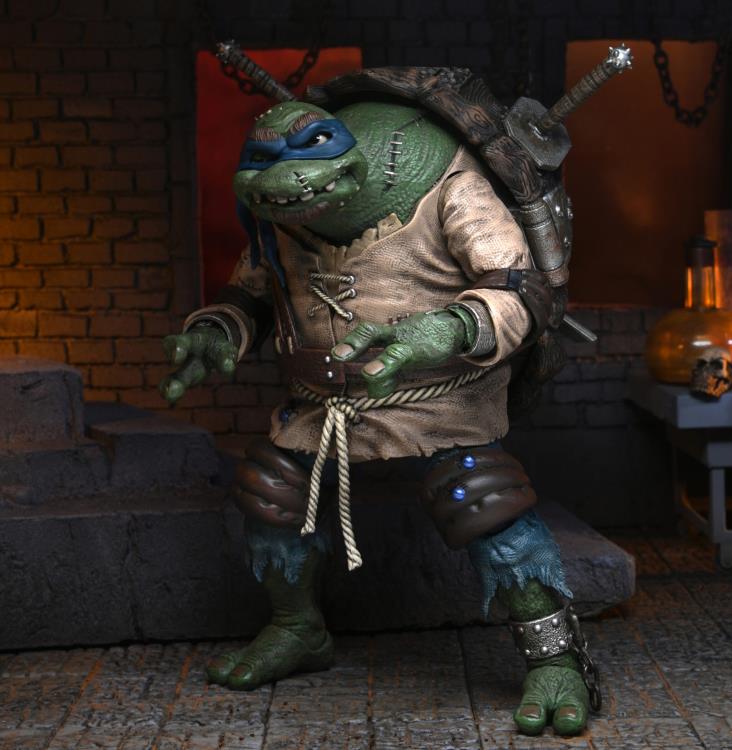 Universal Monsters x Teenage Mutant Ninja Turtles Ultimate Leonardo as The Hunchback Gallery Image 15