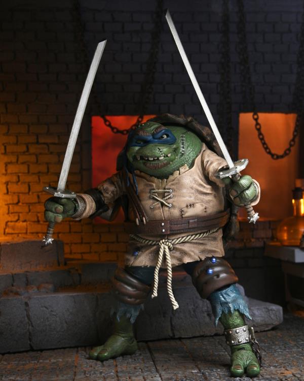 Universal Monsters x Teenage Mutant Ninja Turtles Ultimate Leonardo as The Hunchback Gallery Image 7