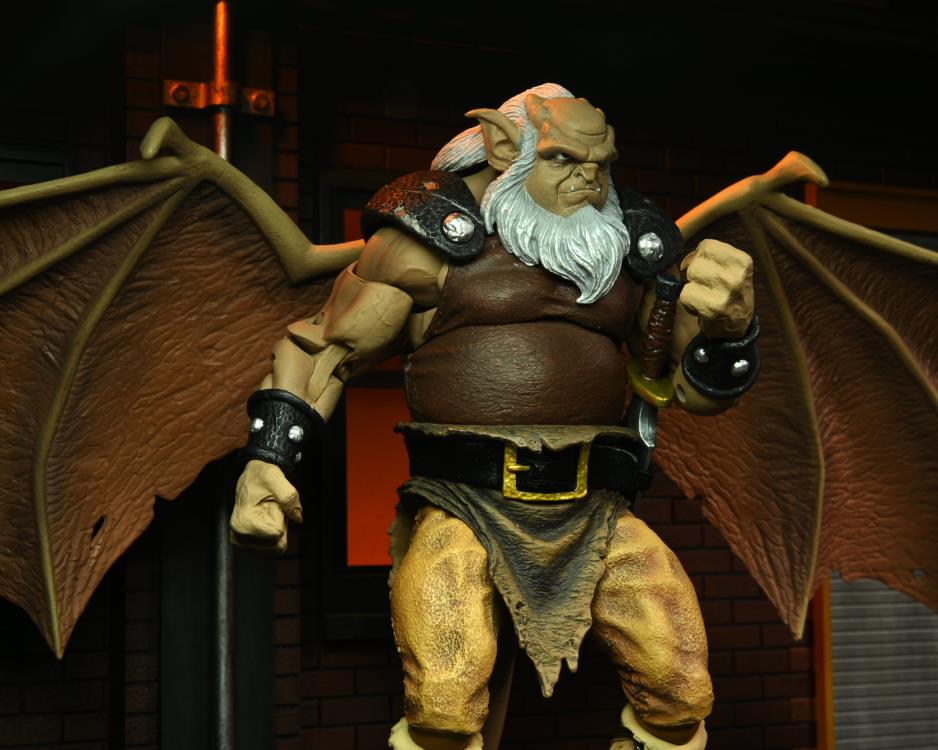 Disney's Gargoyles Ultimate Hudson Action Figure Gallery Image 18