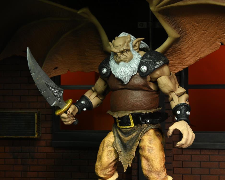 Disney's Gargoyles Ultimate Hudson Action Figure Gallery Image 7