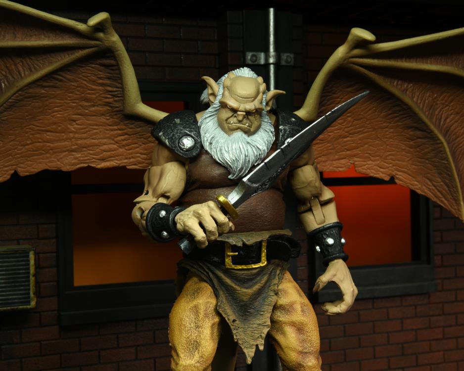 Disney's Gargoyles Ultimate Hudson Action Figure Gallery Image 11