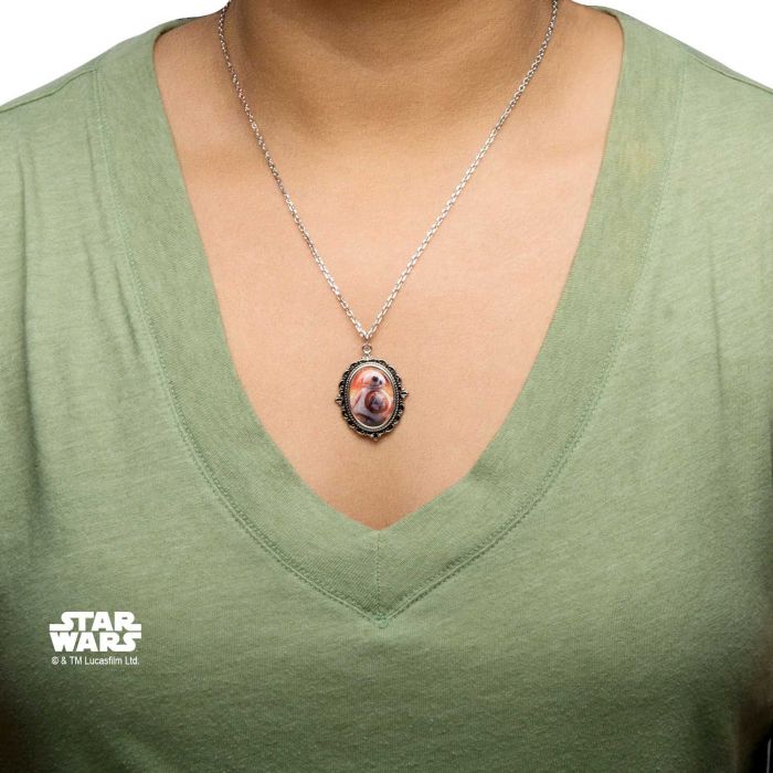 Star Wars: The Force Awakens BB-8 Cameo Pendant Necklace Gallery Image 4