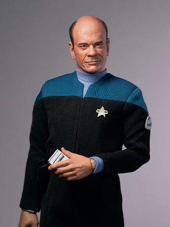 Star Trek: Voyager The Doctor (Emergency Medical Hologram) 1/6 Scale Figure Gallery Image 2