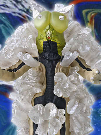 Ultraman Mega Monster Series 5000 Alien Platic Exclusive Gallery Image 2